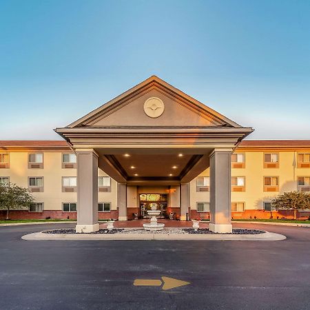 Quality Inn & Suites Hannibal Εξωτερικό φωτογραφία