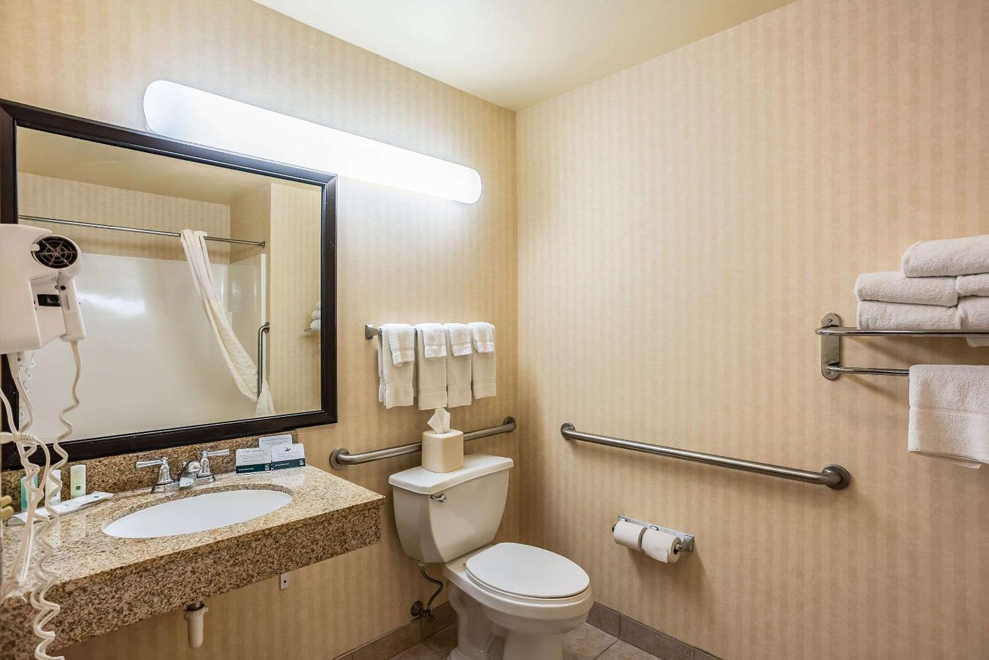 Quality Inn & Suites Hannibal Εξωτερικό φωτογραφία