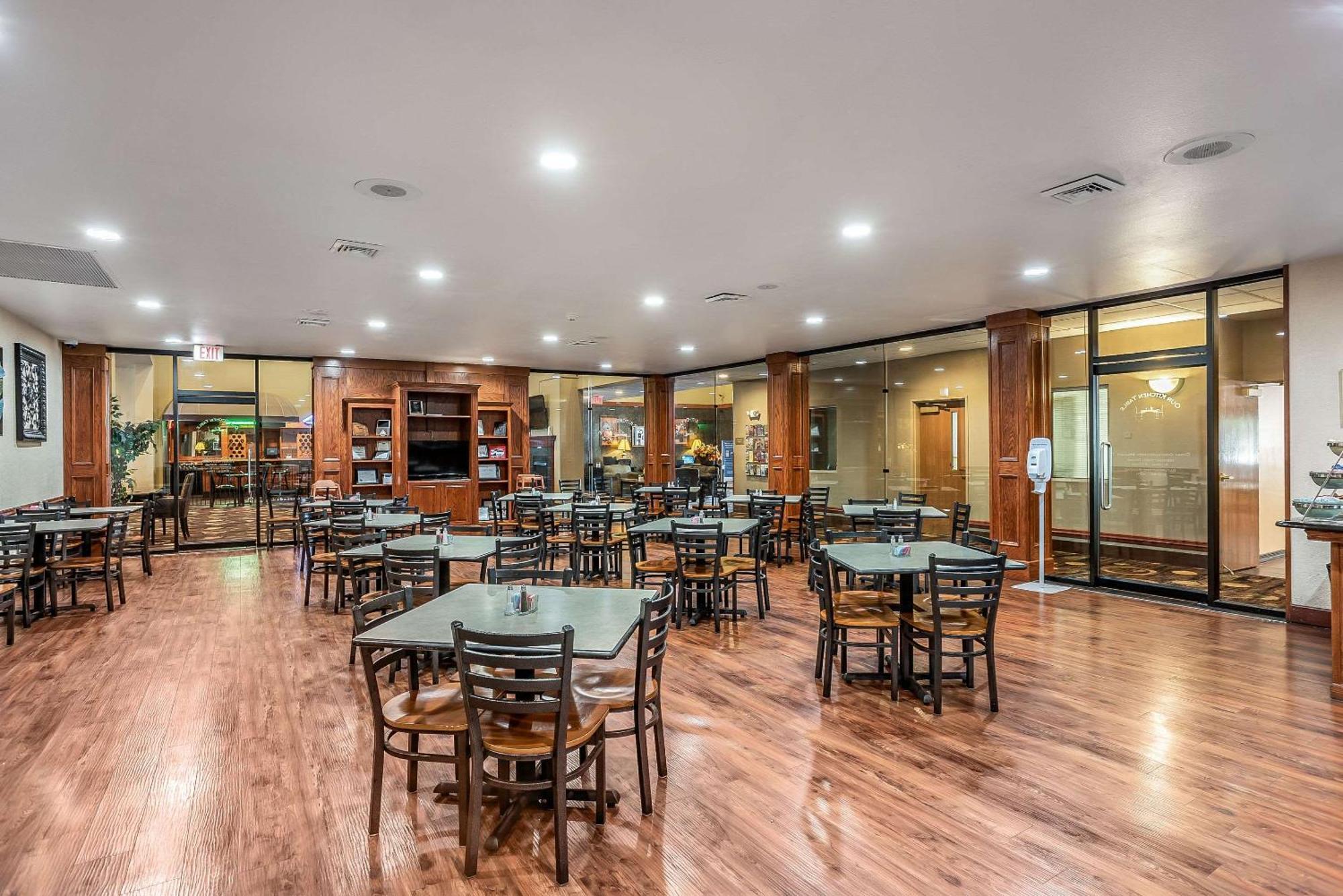 Quality Inn & Suites Hannibal Εξωτερικό φωτογραφία