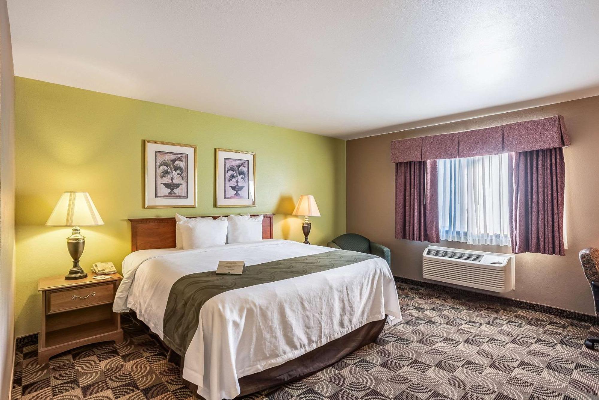 Quality Inn & Suites Hannibal Εξωτερικό φωτογραφία