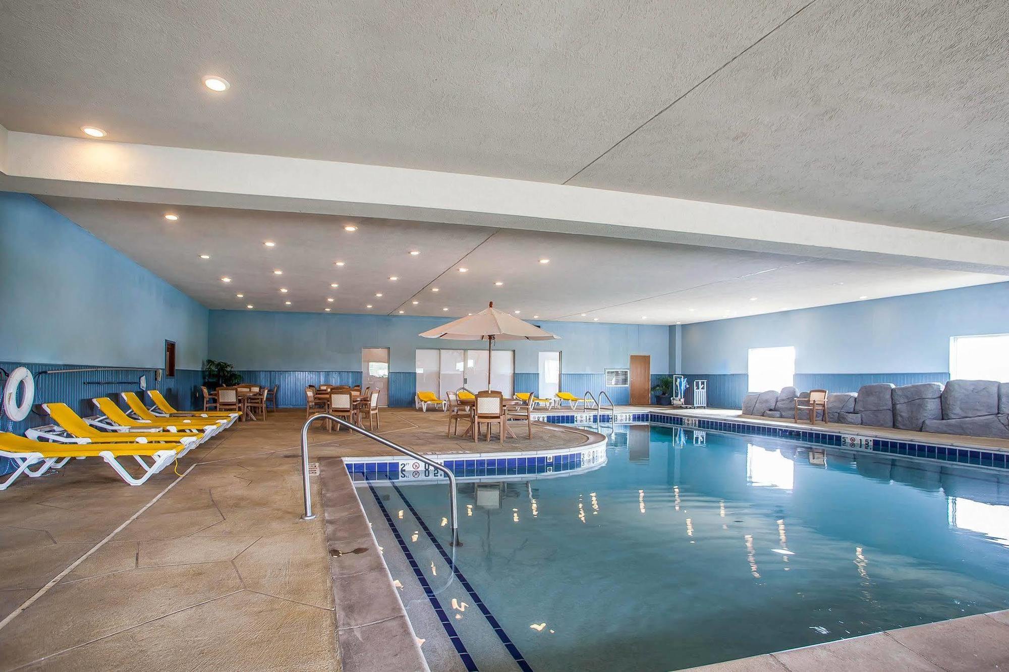 Quality Inn & Suites Hannibal Εξωτερικό φωτογραφία